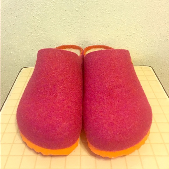 birkenstock kaprun happy lamb clogs